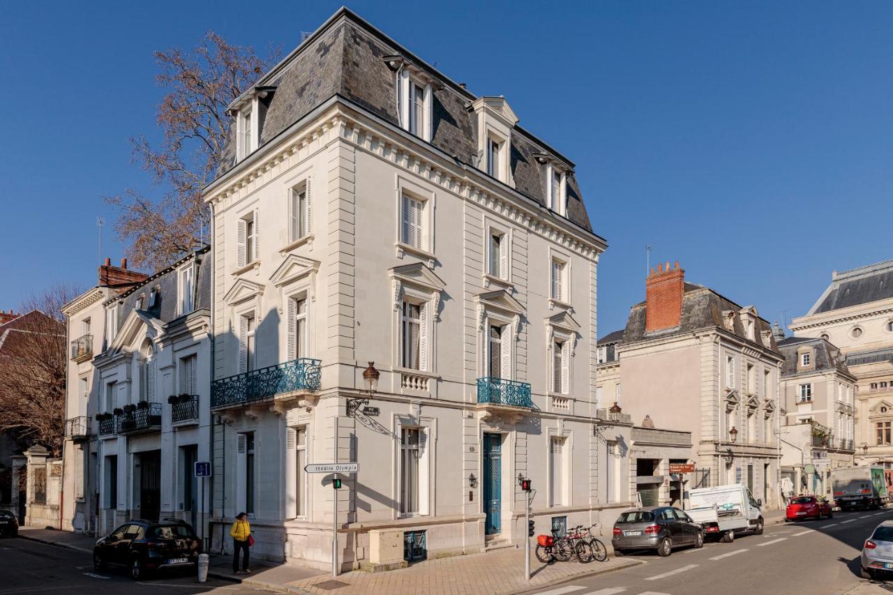 Hotel Corneille - Entree Autonome, Reception En Ligne - Encore Mieux Тур Экстерьер фото