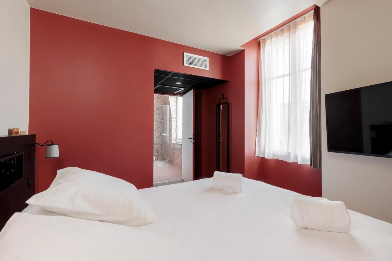 Hotel Corneille - Entree Autonome, Reception En Ligne - Encore Mieux Тур Экстерьер фото